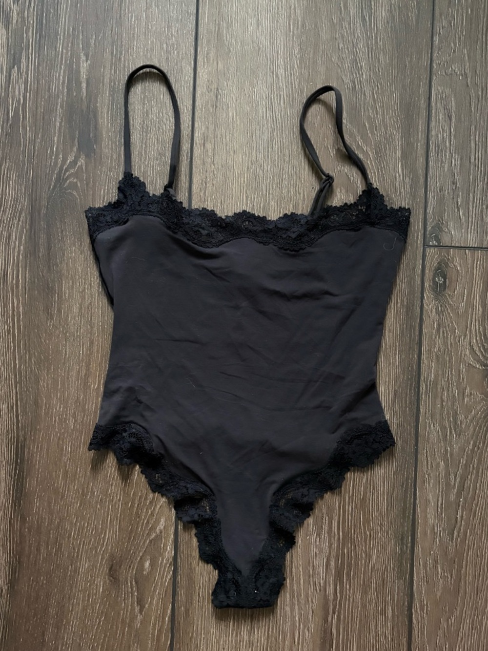 skims fits everybody lace cami bodysuit